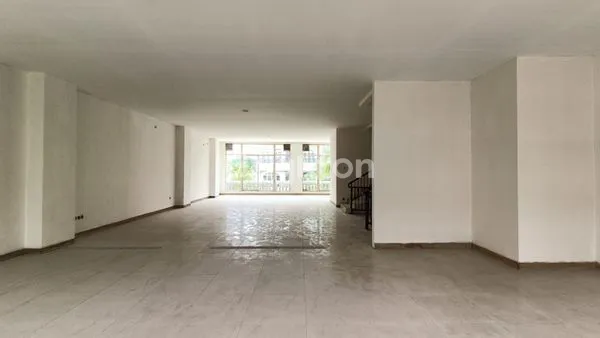 image RUKO PREMIUM FOOD CITY GREEN LAKE 3.5 LANTAI, LOKASI EMAS PUSAT KULINER (5)