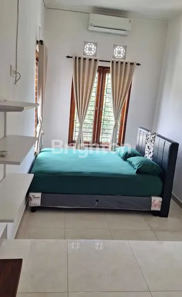 image RUMAH BAGUS TERAWAT DITAMAN GRIYA JIMBARAN (8)