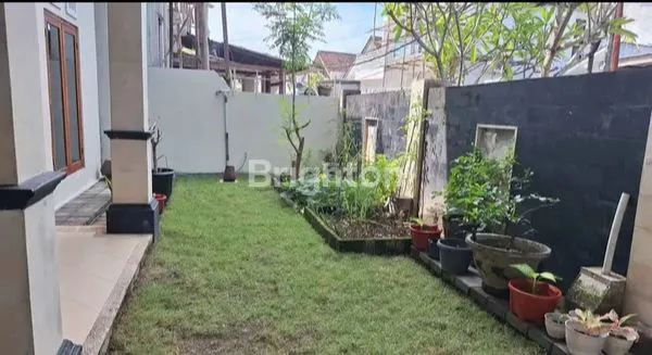 image RUMAH BAGUS TERAWAT DITAMAN GRIYA JIMBARAN (3)
