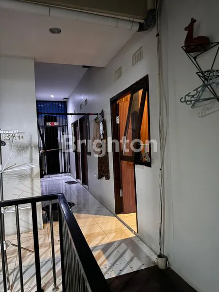 image RUMAH MEWAH DI JLN KALIURANG (8)