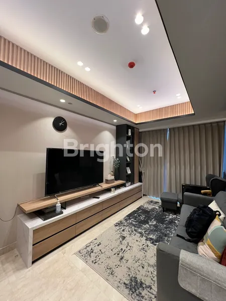 image MINIMALIS TROPIS APARTEMENT GRAND SUNGKONO LAGOON TOWER CASPIAN 3 BEDROOM ADA PRIFAT LIFT INTERIOR MEWAH  (7)