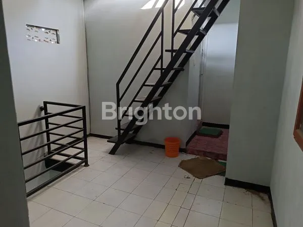 image RUMAH KOST 2 LANTAI DI SAWOJAJAR I MALANG  (6)