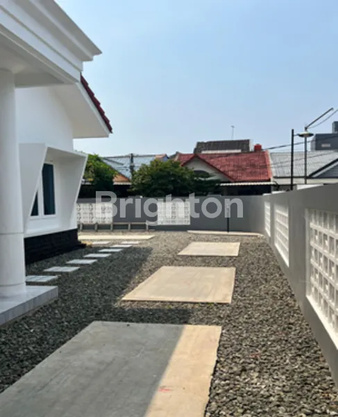 image TAMAN ROYAL, PINUS (2)