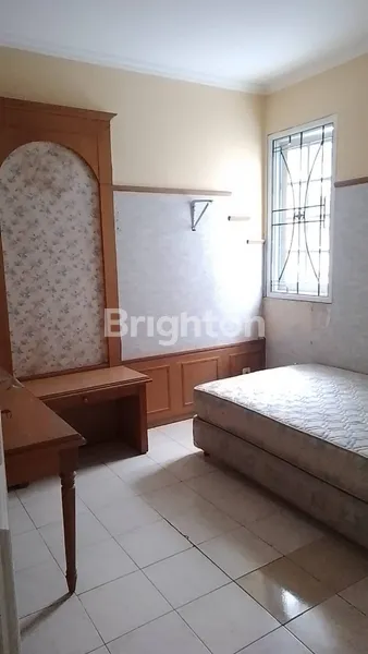 image RUMAH SIAP HUNI SEMI FURNISH PAKUWON INDAH VILLA VALENSIA !! (3)