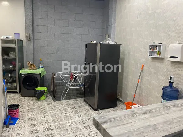 image RUKO 3 LANTAI SIAP PAKAI (8)