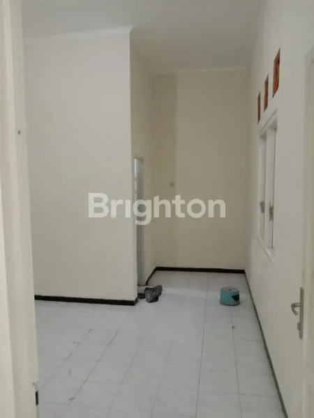 image RUMAH BERSIH TERAWAT SIAP HUNI STRATEGIS DEKAT KOTA & EXIT TOLLPONDOK MUTIARA (7)