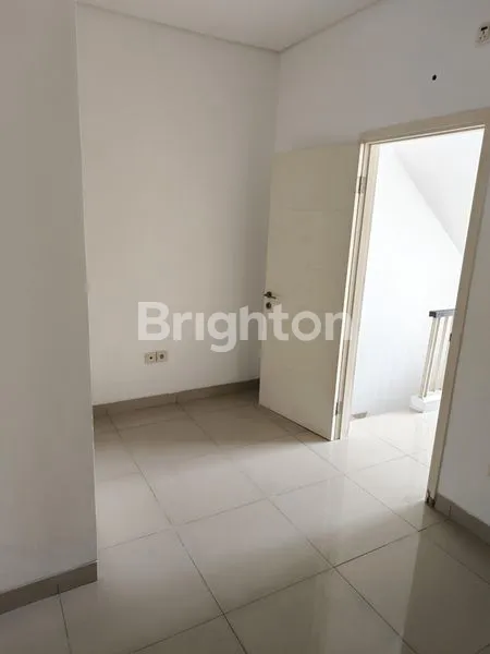 image RUMAH KATAMARAN INDAH, LINGKUNGAN NYAMAN DAN TENANG (6)