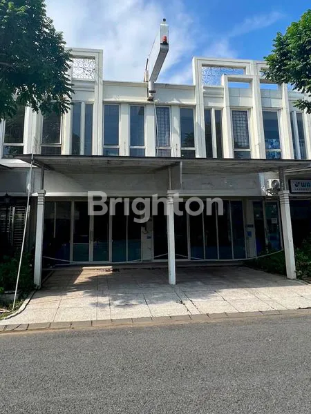 *RUKO JEJER PAKUWON CITY DEKAT HOKKY, BEVERLY HILL , PARKIRAN BANYAK COCOK UNTUK KANTOR, CAFE, MINIMARKET*