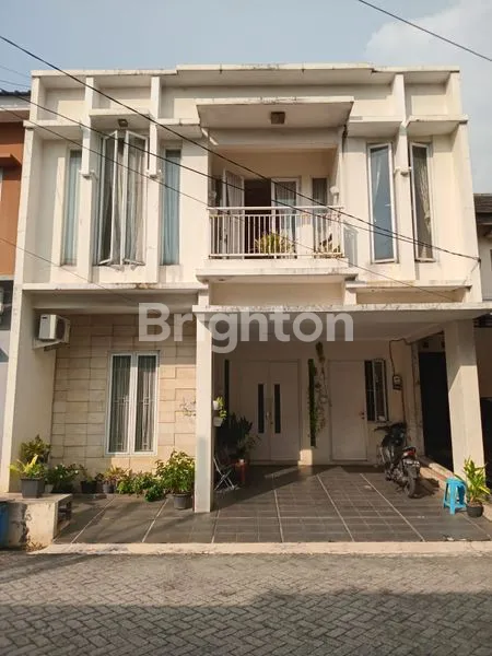 RUMAH SEMI FURNISH RISNA RESIDENCE BINTARO JAYA TANGERANG SELATAN