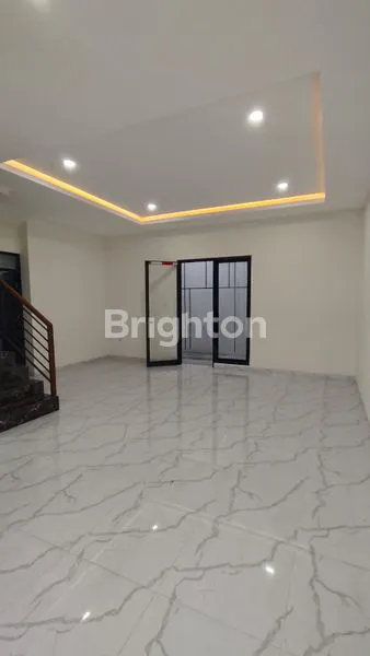 image RUMAH BARU MULYOSARI, 4+1 KT, DEKAT ITS & PAKUWON CITY (2)