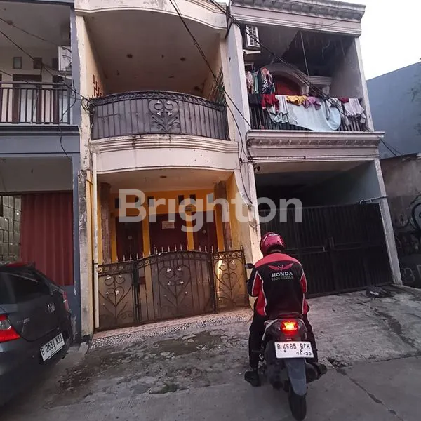 image RUMAH  SRENGSENG   (1)