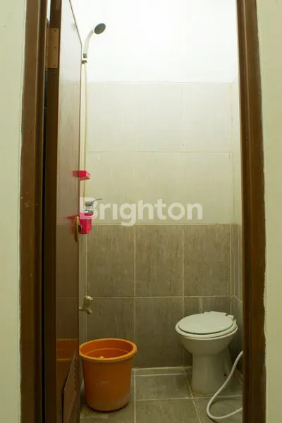 image RUMAH KOS 33 KT KAMAR MANDI DALAM GROGOL JAKARTA BARAT (4)