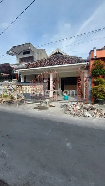 RUMAH 1 LT 3 KT FULL FURNISH