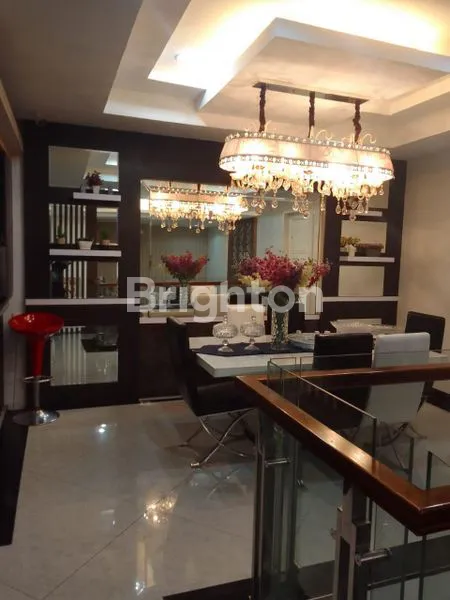 image FULL PERABOT RUMAH ELITE NAN MEGAH SERTA MEWAH DI TANJUNG SARI MEDAN SELAYANG (5)