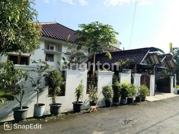 RUMAH TERAWAT IDAMAN KELUARGA 1 LANTAI FULLY FURNISHED DI.LOKASI STRATEGIS NURUL IKHWAN BOGOR