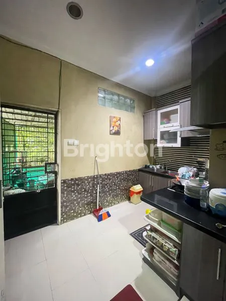 image DIJUAL CEPAT RUMAH CANTIK 2 LANTAI DI BALIKPAPAN BARU (8)