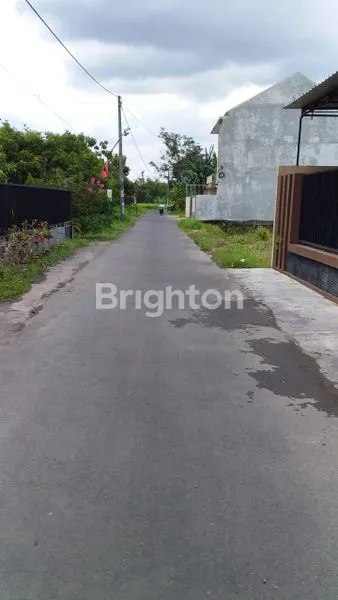 image RUMAH 2LT LINGKUNGAN CLUSTER LOKASI DEKAT RS PDHI KALASAN (3)