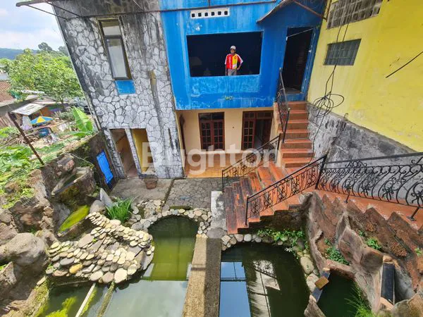 image RUMAH STRATEGIS & ASRI PINGGIR JALAN BESAR, DEKAT UNGARAN SQUARE (8)