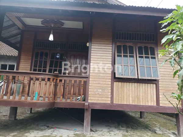 image RUMAH JOGLO BONUS RANJANG KLASIK (7)