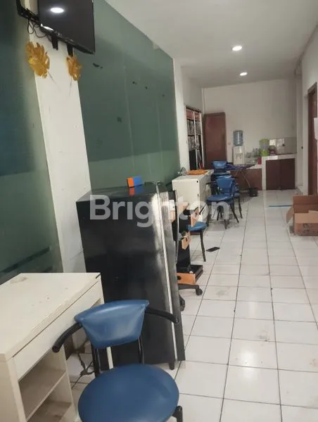 image RUKO KOMERSIAL 3 LANTAI SEMIFURNISH DI JALAN AHMAD YANI, BEKASI (5)