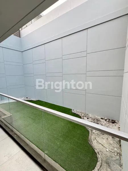 image RUMAH MEWAH CLUSTER SERENADE PANTAI INDAH KAPUK, AKSES TOL BEBAS MACET (5)