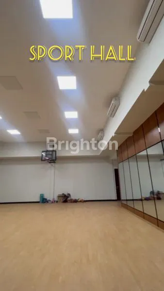 image RUMAH VILLA 3 LANTAI FURNISHED 6 KT DIALAM PERUMAHAN DI JALAN PALAGAN (8)