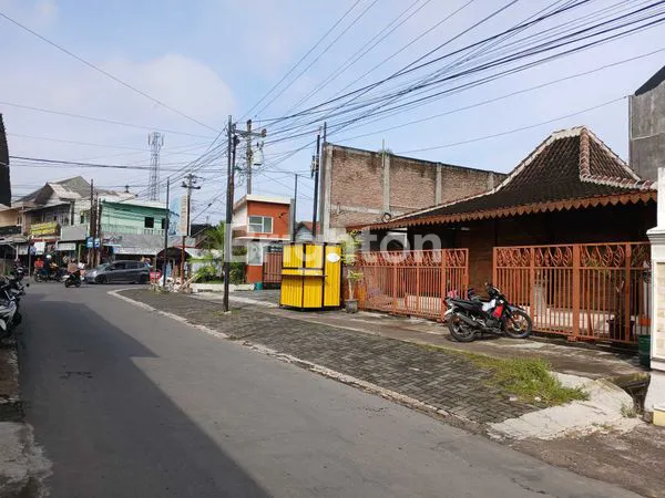 image LIMASAN LOKASI STRATEGIS COCOK UNTUK USAHA (3)