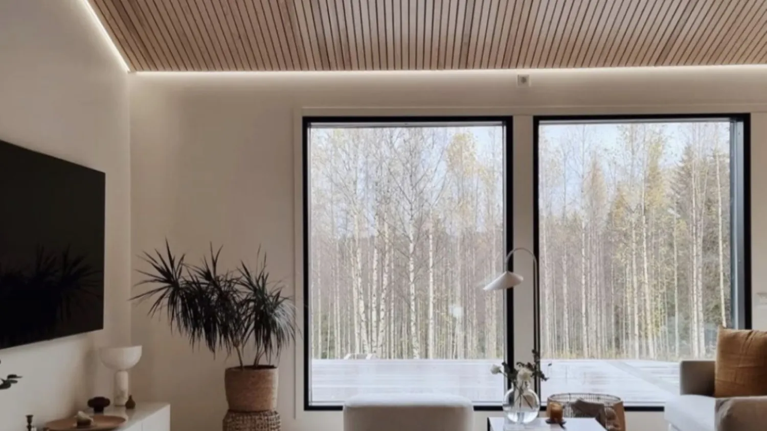 model plafon pvc ruang tamu terbaru 5