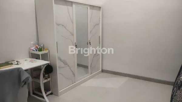 image RUMAH CANTIK LOKASI STRATEGIS NGRONGGO KOTA KEDIRI (7)