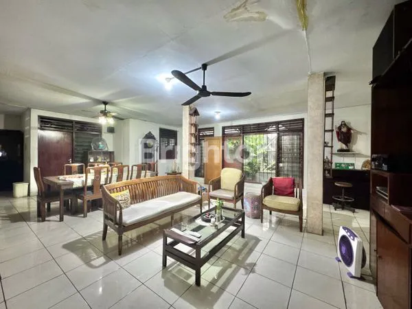 image RUMAH 1,25 LANTAI LUAS DALAM KOMPLEK MINI DI CIDODOL, KEBAYORAN LAMA (7)