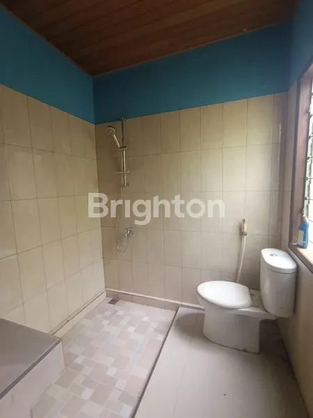 image RUMAH DENGAN LAHAN LUAS 25X40 (8)