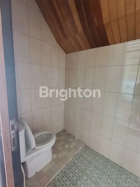 image RUMAH DENGAN LAHAN LUAS 25X40 (3)