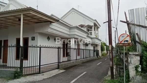 image RUMAH FULL FURNISH KOTA KEDIRI (2)