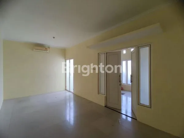 image RUMAH DI MENTENG REGENCY, DRIYOREJO, GRESIK (7)