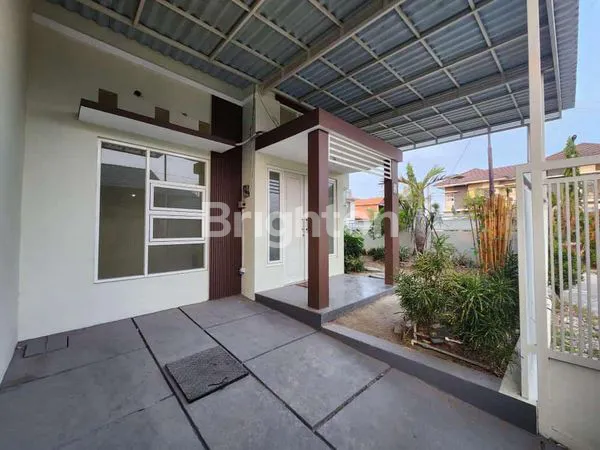 image RUMAH DI MENTENG REGENCY, DRIYOREJO, GRESIK (4)