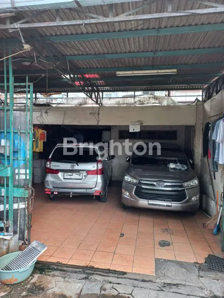 image RUMAH 1 1/3 LANTAI DI JALAN UTAMA GROGOL COCOK UNTUK USAHA TOKO SHOWROOM KOST RESTORAN (1)