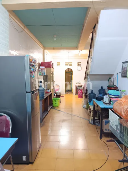 image RUKO STRATEGIS 2,5  LANTAI DI JL. PANGLIMA SUDIRMAN MADIUN (3)