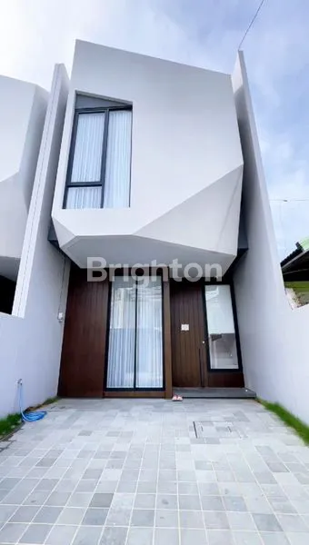 image RUMAH NEW 100% SIAP HUNI SUTOREJO, SURABAYA (1)