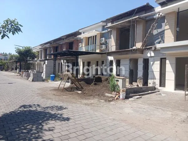 image RUMAH READY 2 LANTAI SURABAYA SELATAN (2)