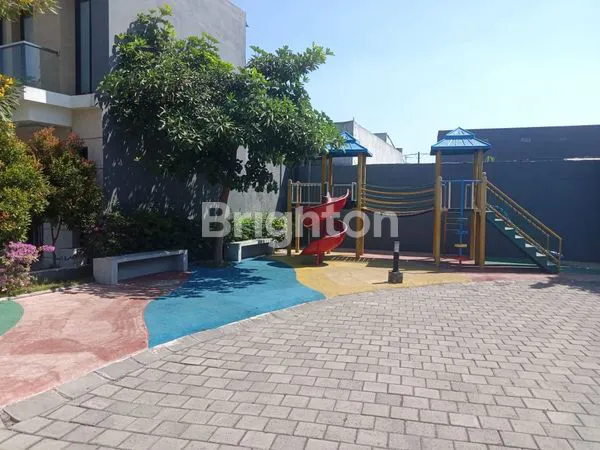 image RUMAH READY 2 LANTAI SURABAYA SELATAN (4)