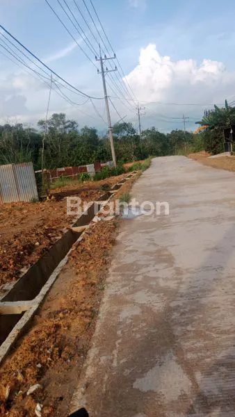 image LAHAN DATAR RATA DI DEPAN POLDA (3)