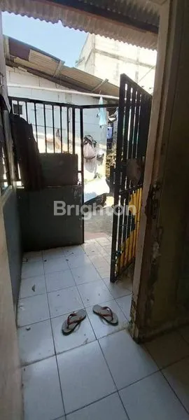 image RUMAH STRATEGIS DI SELATAN JAKARTA (2)