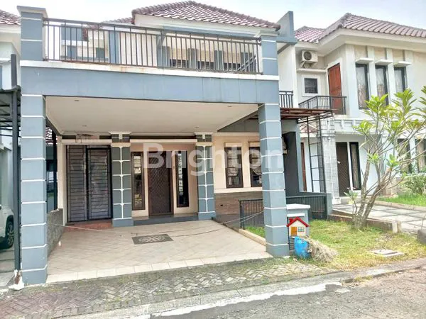 image RUMAH TERAWAT SIAP HUNI INCARAN PEMILIK MOBIL LISTRIK DI LEGENDA WISATA CIBUBUR, CILEUNGSI, BOGOR (8)