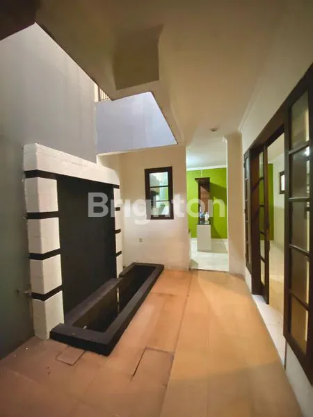 image RUMAH TERAWAT SIAP HUNI INCARAN PEMILIK MOBIL LISTRIK DI LEGENDA WISATA CIBUBUR, CILEUNGSI, BOGOR (6)