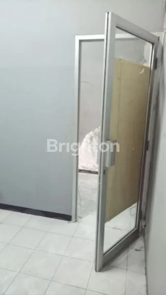 image RUKO HOOK 2 LT DI CANDI PARKIR LUAS DAN DEKAT JL RAYA PROPINSI (4)