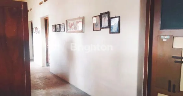 image RUMAH BESAR & LUAS STRATEGIS PINGGIR JALAN RAYA DEKAT PASAR BEKONANG , MOJOLABAN , SUKOHARJO (4)