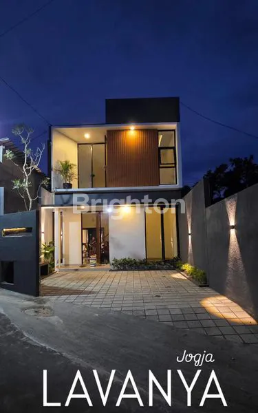 image RUMAH MINIMALIS MODERN DI NGAGLIK, JOGJA - DEKAT KAMPUS UII (1)