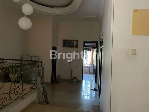 image RUMAH TAMAN PALEM RAPI TERAWAT (3)