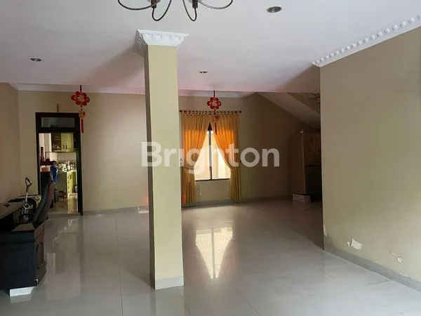 image RUMAH TAMAN PALEM RAPI TERAWAT (2)