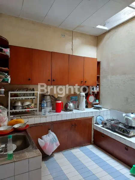 image RUMAH SIAP HUNI DI KAWASAN STRATEGIS KEBAYORAN LAMA, DEKAT GANDARIA CITY & PONDOK INDAH (3)